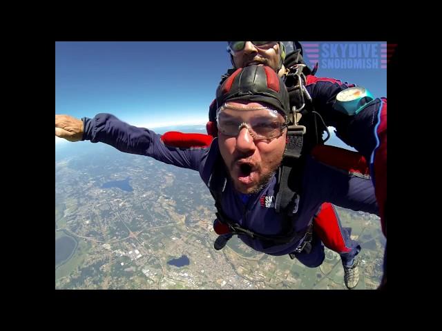 Albert Arce Tamayo's Tandem skydive!