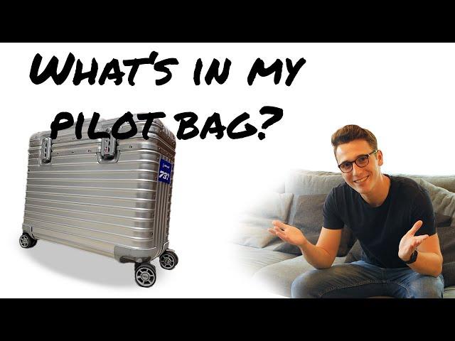 WHAT'S IN MY PILOT BAG?