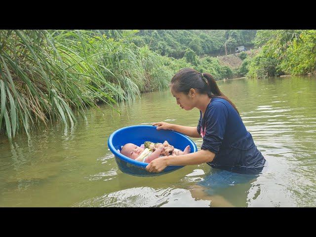 FULL VIDEO of 60 days, the most difficult times, of single mothers, and helping abandoned children