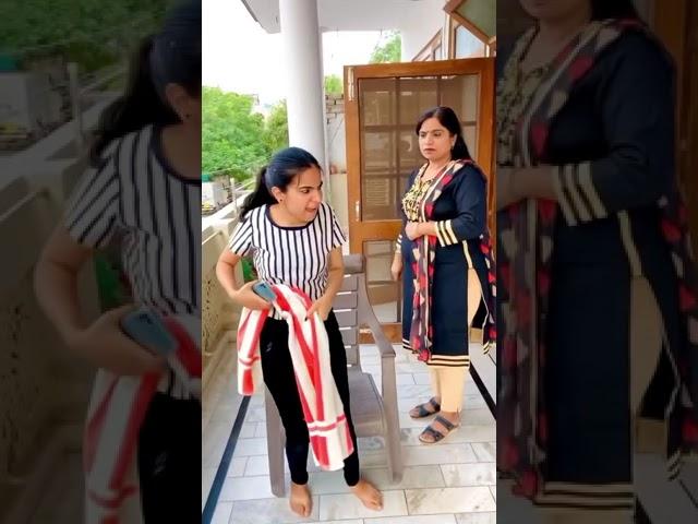 Mobile Addiction | Tiktok Comedy Videos| Funny Instagram Reels| Priyal Kukreja #shorts #ytshorts