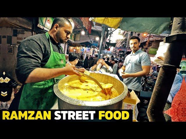 Ramzan Street Food in Karachi | Iftar Special Foods in Old City, Kharadar | Pakistani Street Foods