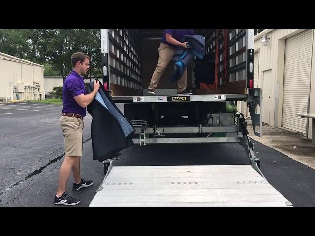 How to Work Liftgate On a Moving Truck