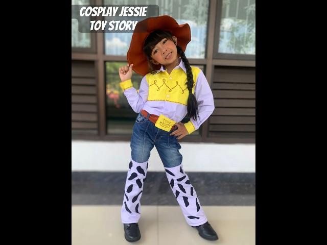 Cosplay jessie toy story #cosplay #cosplayjessie #jessietoystory #jessie #toystory4 #viralshorts