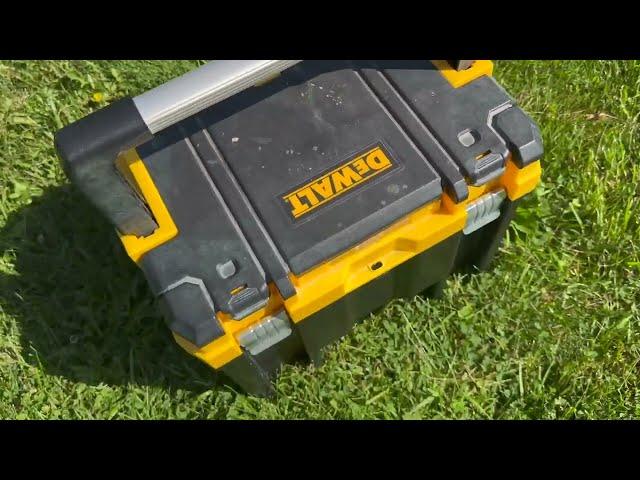 DEWALT TSTAK Tool Box, Extra Large Design, Fixed Divider for Tool Organization Review