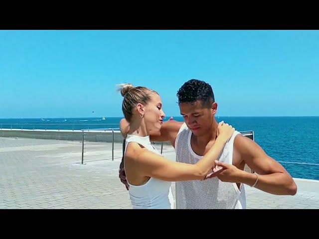 Señorita Bachata Remix - Dj Tronky / Judit  & Yexy Jr. Bachata Dance