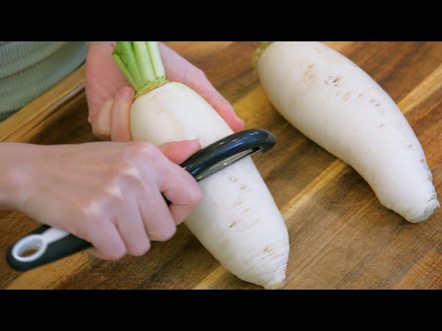 What is Daikon Radish and How to Cook It? (Chinese Soy Sauce Braised Radish)