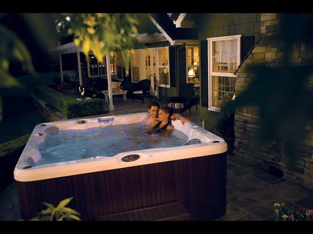 Introducing the 2020 Jacuzzi® J-200 series hot tub (5 min)