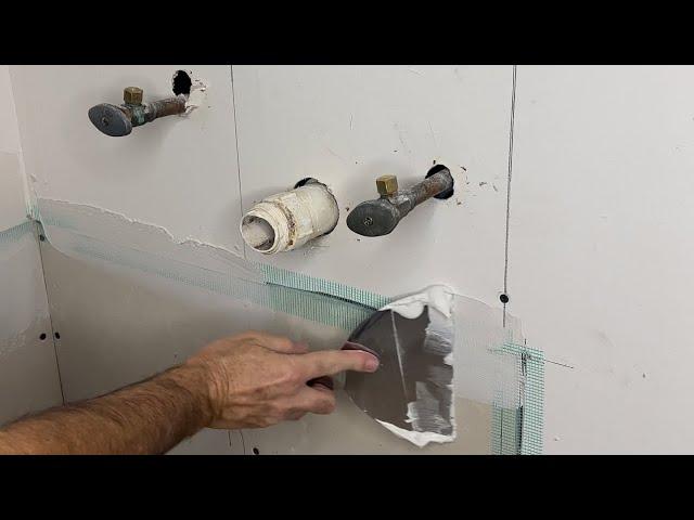 How To Mix Fast Setting Joint Compound For DIY Drywall Repairs Plus A Bonus Tool Tip!