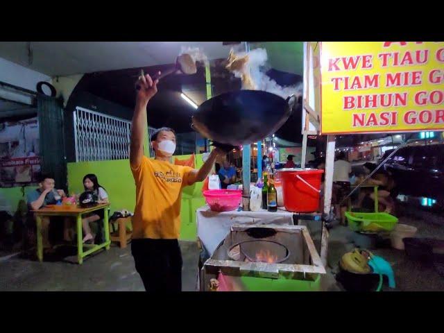 Awesome PONTIANAK Street Food West Borneo - Indonesia |  Vlog