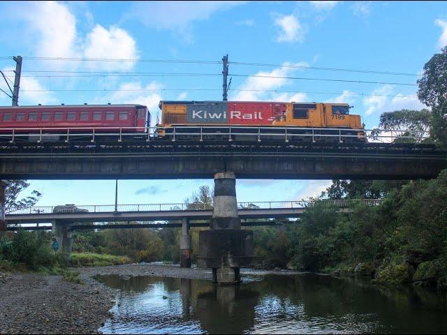 KiwiRail's DFB 7199- Steam Incorporated's Anzac Express to Waiouru (HD)