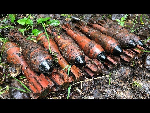 Продолжаем поднимать солдат . Раскопки в Рамушевском коридоре смерти.