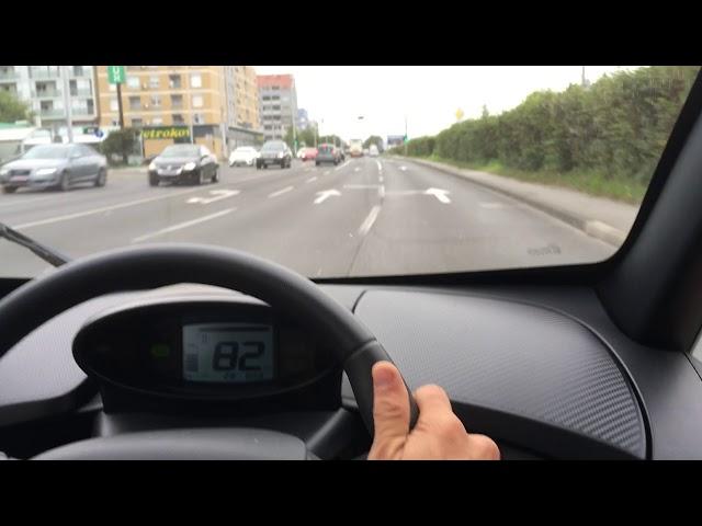 Renault Twizy 0-85 km/h acceleration - Flat Out