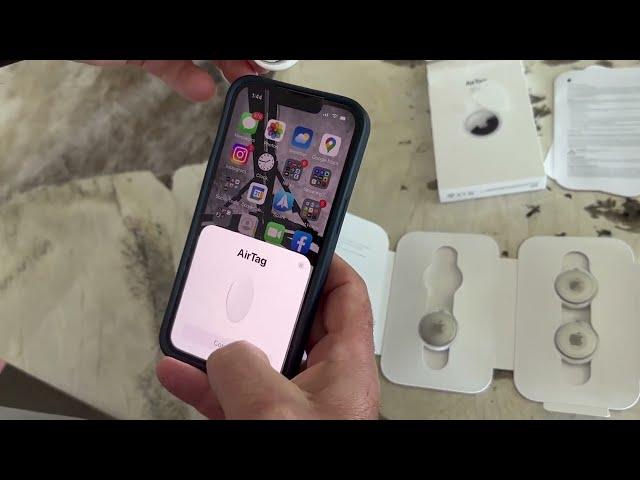 HOW TO Set Up & Track Your Luggage w/ APPLE AIR TAGS