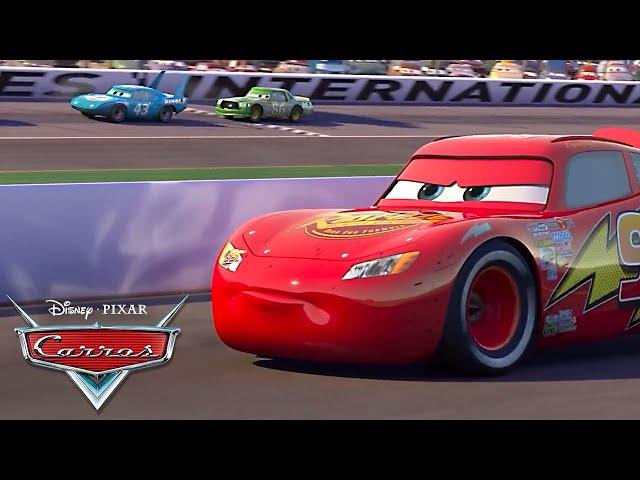 Os Momentos Brilhantes de Relâmpago McQueen | Pixar Carros