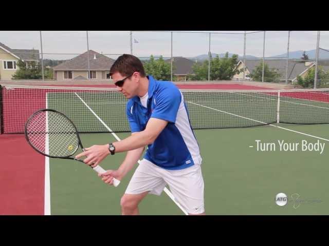 How to Master 3 Basic Tennis Strokes