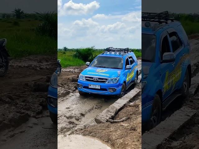 Offroad Fortuner #sekitarkualabangka #trending #viralvideo #fyp #viral #tiktok #shorts #short #viral