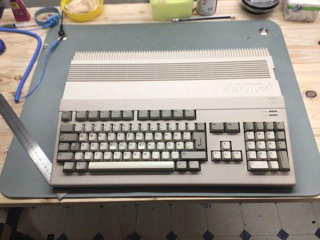 Amiga 500 Part 3: Testing the RAM-Expansion and Keyboard, fix and mod the lower case.