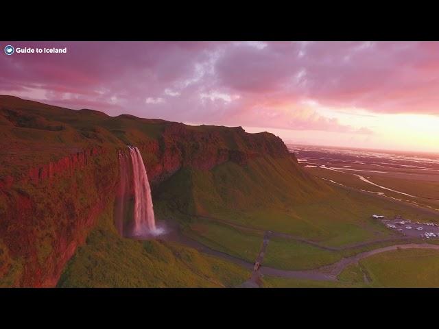 Waterfalls of Iceland: Seljalandsfoss