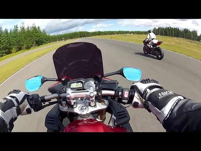 YAMAHA FZ1 hot laps around The Ridge Motorsports Park with Darren Malone