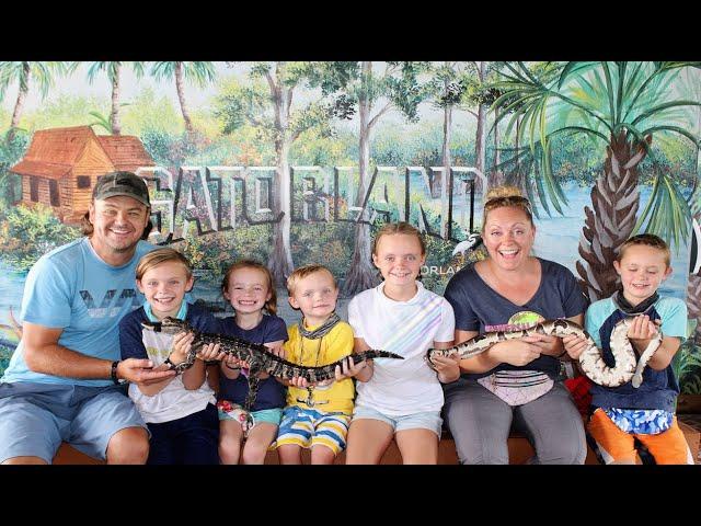 We Fed Real Gators in Gatorland! Fun Squad Family Vacation to Florida