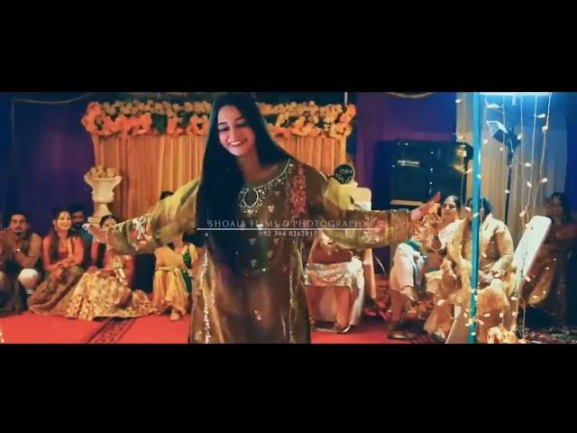 MERA DIL ye Pukare Aaja viral song by Pakistani girl on Indian song I Dance by Pakistani Girl Ayesha