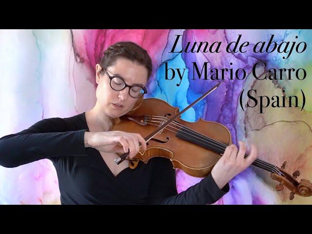 Luna de abajo by Mario Carro