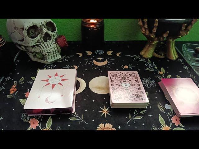 TE VOY A DECIR QUIEN ES LA PERSONA QUE PIENSA MUCHO EN TI#shortvideo #tarot #tiktok