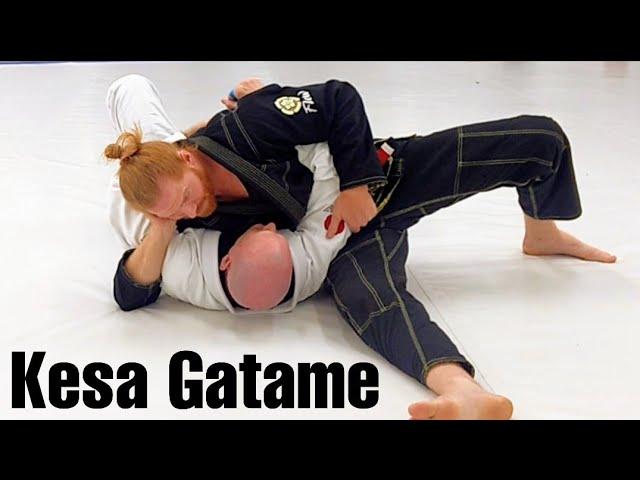 Kuzure Kesa Gatame #1 (broken scarf hold)