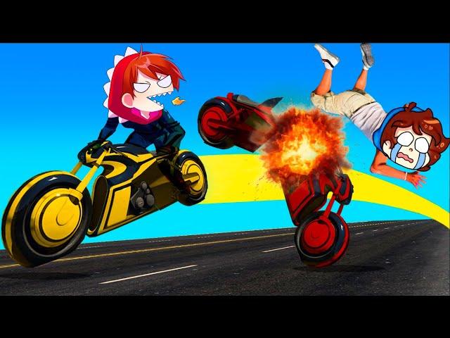 ¡Desafío de Motos en GTA 5!  Youtubers vs Compas en Batalla al Estilo TRON