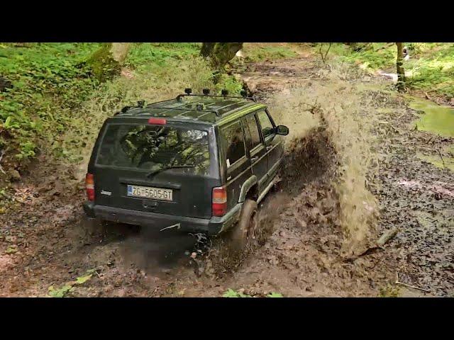 Jeep XJ, Toyota Land Cruiser LJ73, Opel Frontera A & Hyundai Galloper II - Off Road And Trail Damage