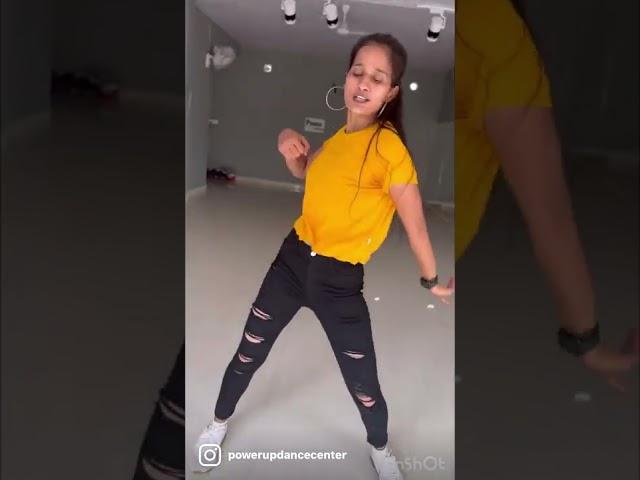 Teri aankho pr #oops #bollywood #shorts #trending #viral #feel #dance #dancevideo #dancer