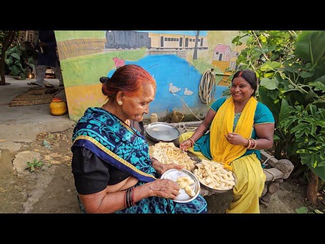 कितने दिनों बाद यह घर पर आया है गांव में सब कोई मिल बैठकर खाएंगे