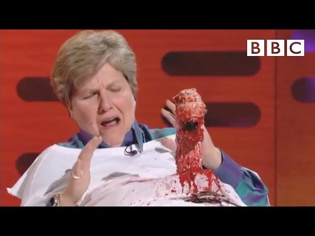 Sandi Toksvig re-enacts a scene from 'Alien' - The Graham Norton Show - BBC