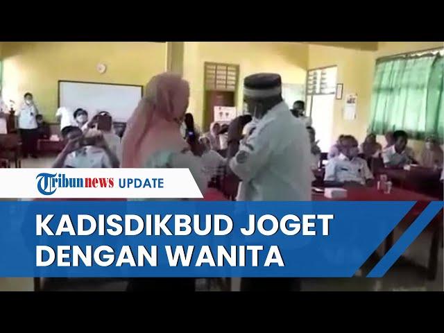 Viral Video Kepala Dinas Pendidikan Bondowoso Asyik Karaoke dengan Perempuan, Sejumlah Guru Bersorak