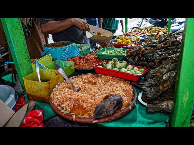 SAMBEL MANGGANYA ENAK POLL!!! MASIH PERSIAPAN BANYAK YG NUNGGU BUKA PADAHAL WARUNGNYA BARU BUKA