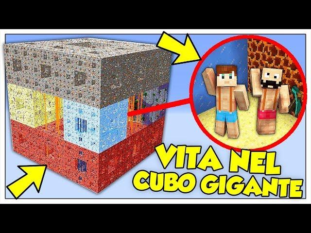 COME SOPRAVVIVERE NEL CUBO PIÙ GRANDE DI MINECRAFT ITA!