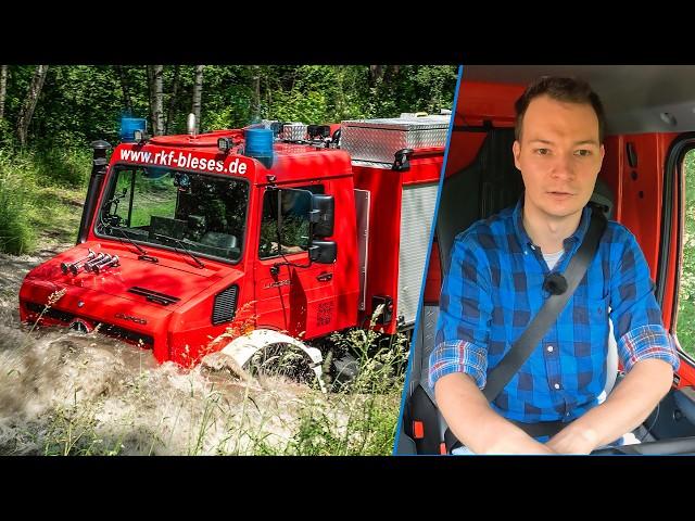 Ich fahre einen FEUERWEHR UNIMOG! | Erste Fahrt im Offroad-Gelände mit dem Mercedes-Benz Unimog