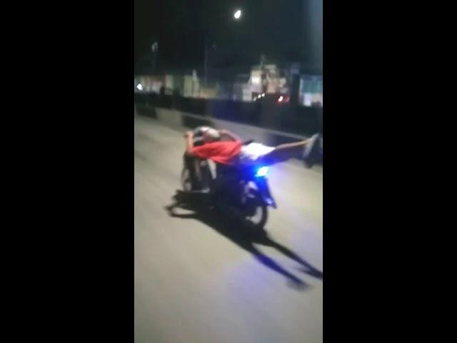 Cara naek motor tidak boncengan angin