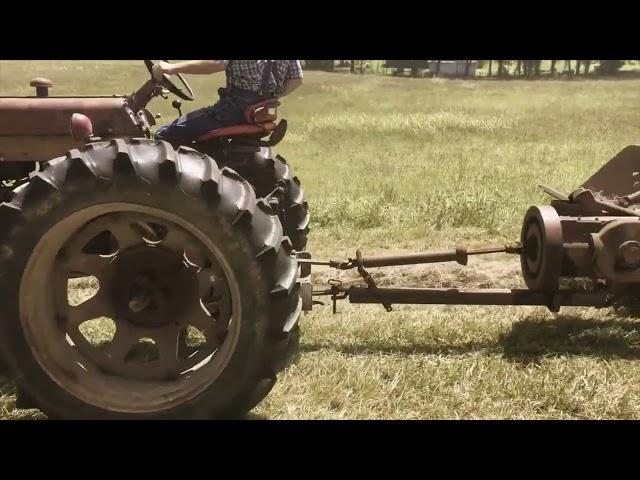 Baling with a 1959 Farmall 560 Diesel and a McCormick No. 46 Baler