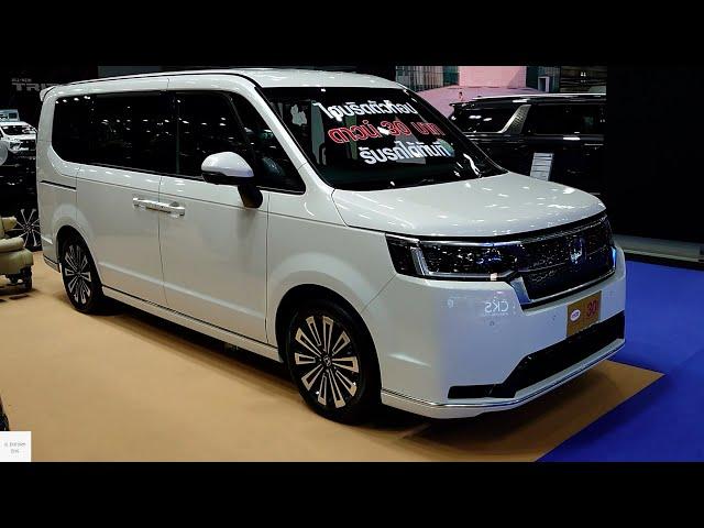 2024 Honda Stepwgn Spada 2.0 Hybrid e:HEV Premium Line / In-Depth Walkaround Exterior & Interior