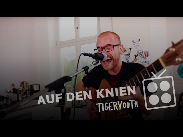 MG KITCHEN TV "Auf den Knien" Tigeryouth