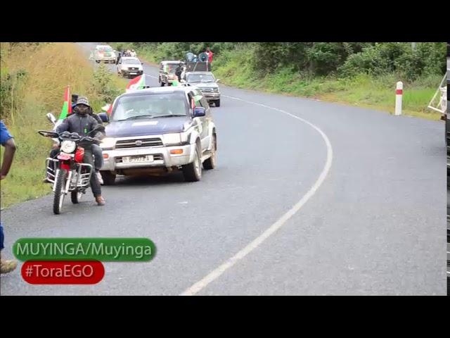 Le secrétaire général adjoint du CNDD-FDD accueilli par une foule en liesse. #Muyinga #ToraEgo