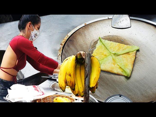 SalaDaeng Popular Thai Banana Roti Lady | How It's made-โรตีกล้วย | Thai Banana Roti Recipe