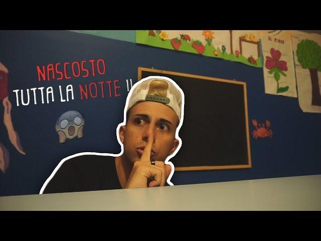 HO PASSATO la NOTTE a SCUOLA ed è stato FANTASTICO ! | Dormire in una scuola CHALLENGE