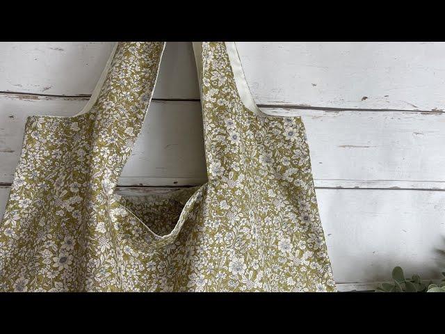 A fold away grocery bag / shopping bag, tote bag. Make a lined bag.