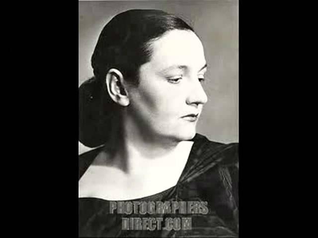 Gina Bachauer plays Scriabin 24 Preludes Op. 11