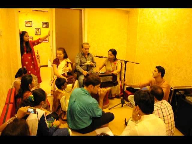 Shri Suresh WadkarJi takes class in Ajivasan UAE