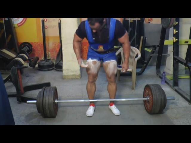 Professional Deadlift Training.