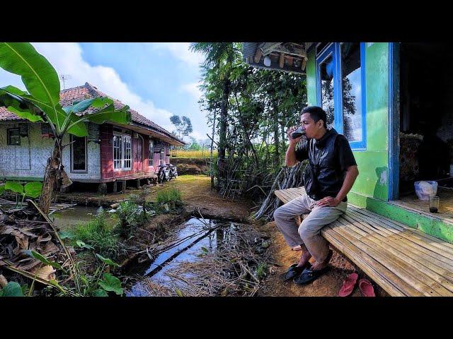 BETAH BANGET, MENIKMATI HIDUP DI DESA, UDARANYA SEJUK AYEM TENTRAM. ALAM INDAH DAMAI DIJAMIN BETAH