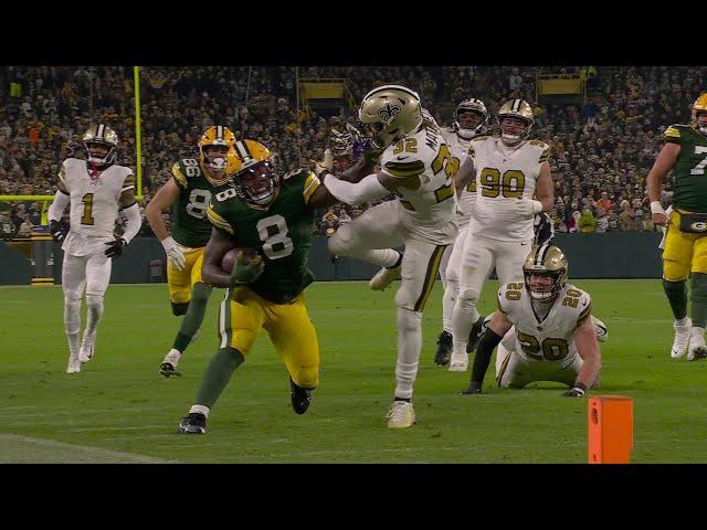 Josh Jacobs' mean stiff arm sends Tyrann Mathieu flying out of bounds